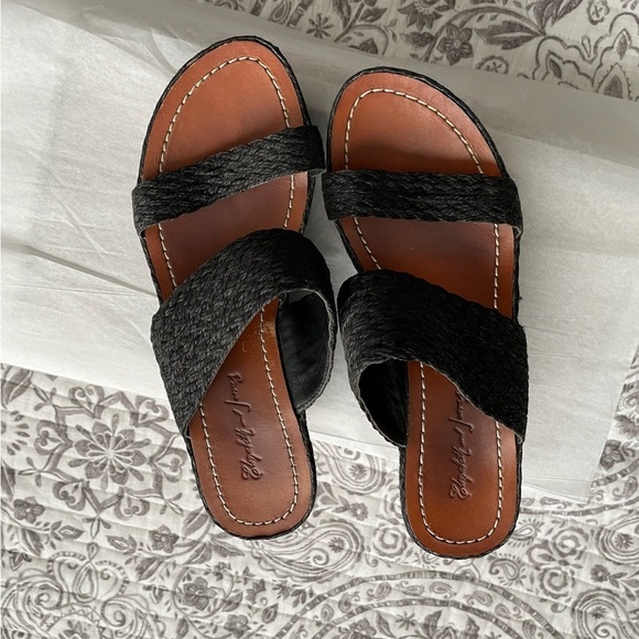 Elizabeth and James Shoes - Elizabeth and James wedges, size 6